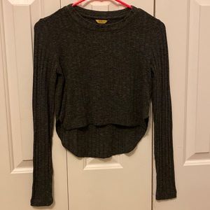 Prince & Fox XS Gray High-Low Long Sleeve Crop top